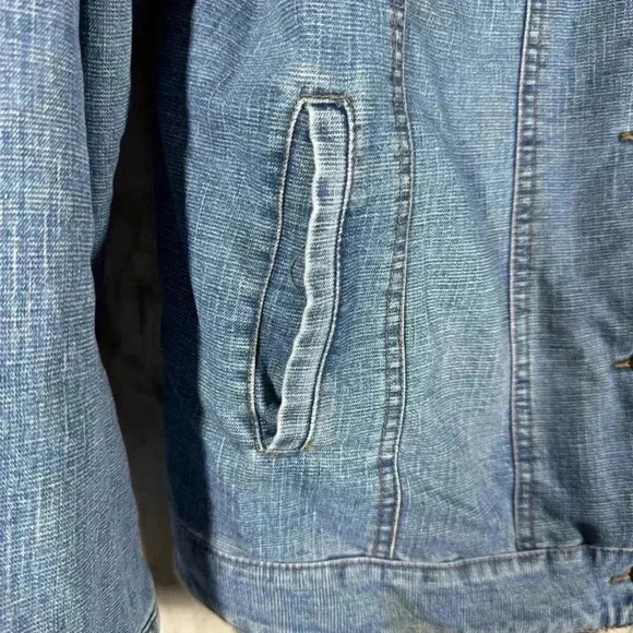 Denim & Co Women’s Size Large Outdoor Casual Denim Jacket Faux Fur Lined - Picture 3 of 6